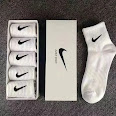 Nike socks（Click the link for more colors） Nike rep