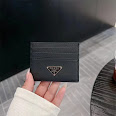 PRADA TARJETERO Prada rep