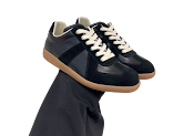Maison MargielaGats Margiela rep