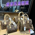 Louis Vuitton luggage bag6* colorways Louis Vuitton rep